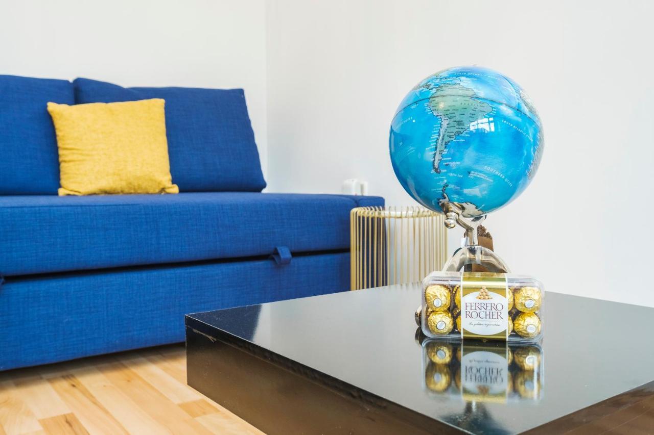 Spacious 3 Bed 1 Bath Hse W Guest Toilet W Parking Near Excel - E16 London Eksteriør billede